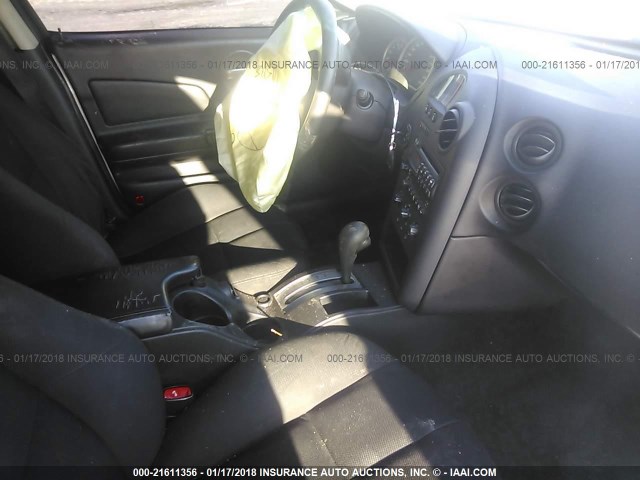 2G2WP552081106126 - 2008 PONTIAC GRAND PRIX SILVER photo 5