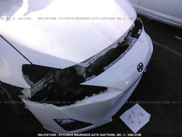JF1ZNAA19F9704097 - 2015 TOYOTA SCION FR-S თეთრი ფოტო 6
