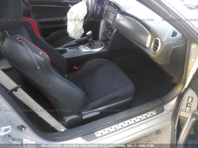 JF1ZNAA13D2732547 - 2013 TOYOTA SCION FR-S SILVER photo 5