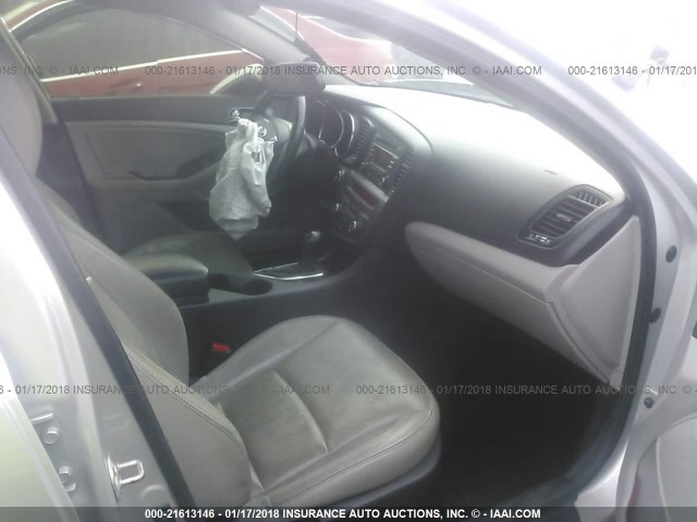 5XXGN4A74DG121329 - 2013 KIA OPTIMA EX SILVER photo 5