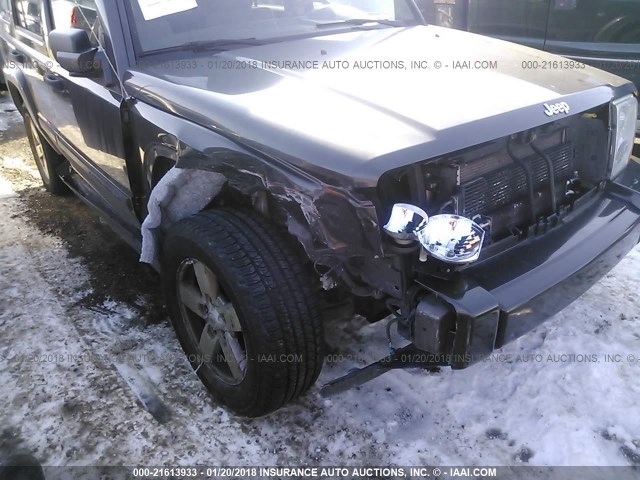 1J8HG48N16C104129 - 2006 JEEP COMMANDER BLACK photo 6