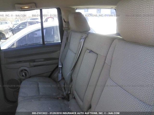 1J8HG48N16C104129 - 2006 JEEP COMMANDER BLACK photo 8