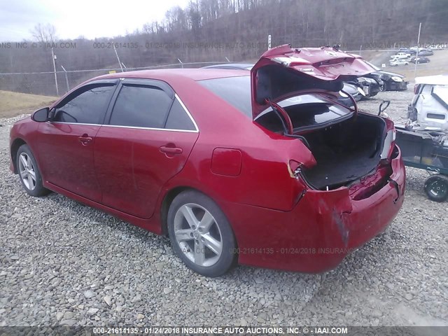 4T1BF1FKXEU831605 - 2014 TOYOTA CAMRY L/SE/LE/XLE 红色 照片 3