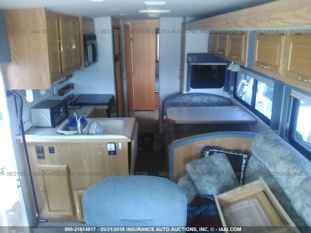 5B4LP57GX13334874 - 2002 WINNEBAGO BRAVE TAN photo 8