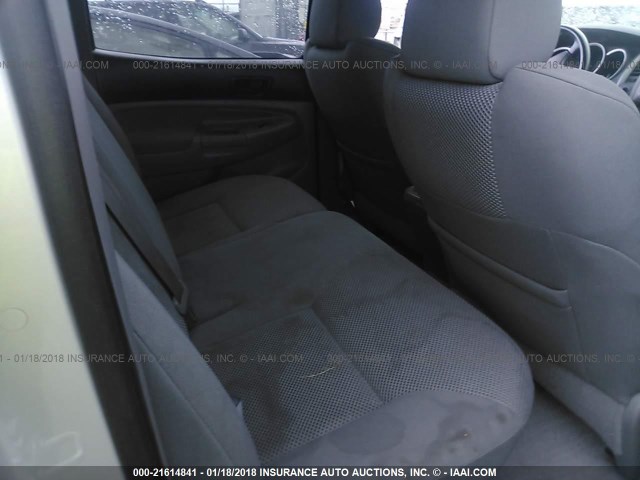 5TELU42N96Z309573 - 2006 TOYOTA TACOMA DOUBLE CAB ვერცხლისფერი ფოტო 8