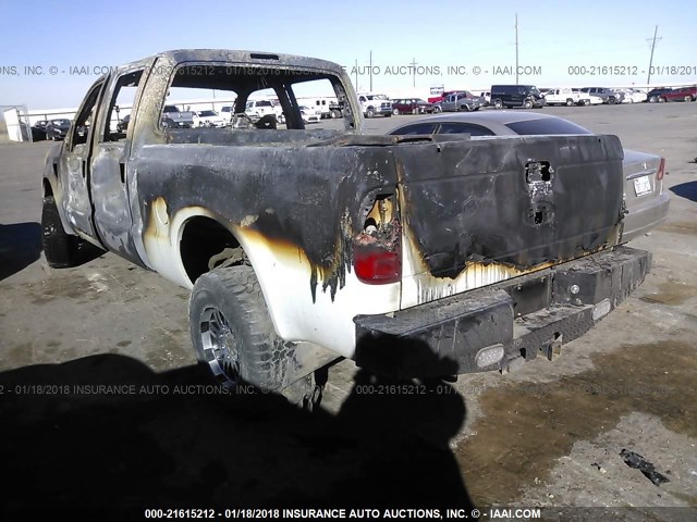 1FTSW21R08EE50469 - 2008 FORD F250 SUPER DUTY WHITE photo 3
