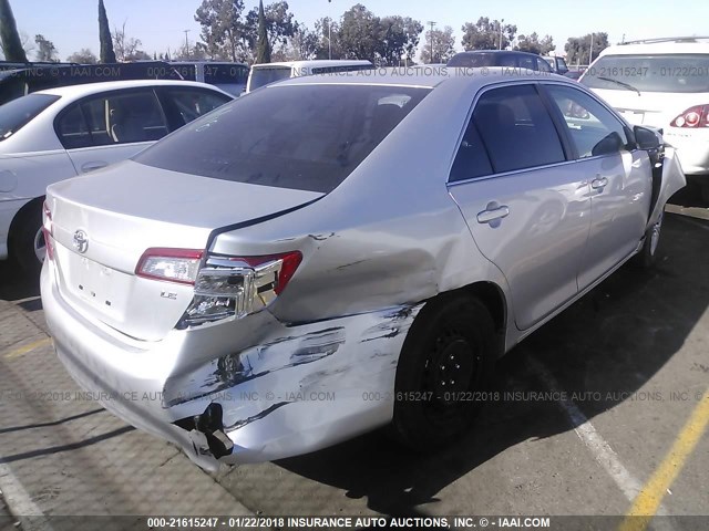 4T4BF1FK7ER360499 - 2014 TOYOTA CAMRY L/SE/LE/XLE Gümüş foto 4