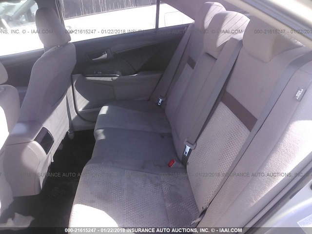 4T4BF1FK7ER360499 - 2014 TOYOTA CAMRY L/SE/LE/XLE Gümüş foto 8