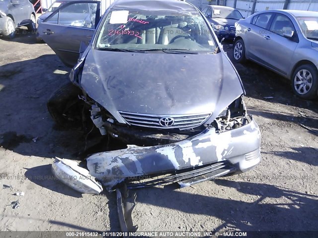 4T1BE32K65U981733 - 2005 TOYOTA CAMRY LE/XLE/SE GRAY photo 6