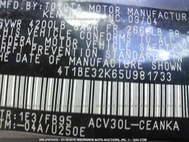 4T1BE32K65U981733 - 2005 TOYOTA CAMRY LE/XLE/SE GRAY photo 9