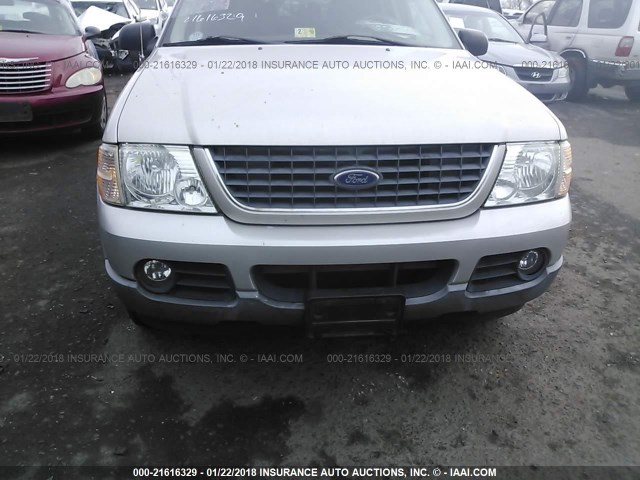 1FMZU73E02UC40930 - 2002 FORD EXPLORER XLT SILVER photo 6