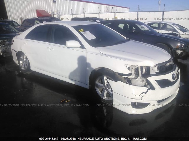 4T1BF3EK1AU530972 - 2010 TOYOTA CAMRY SE/LE/XLE WHITE photo 1