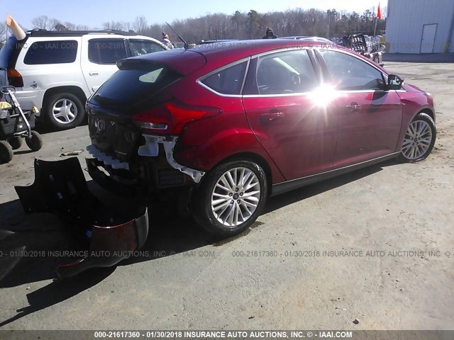 1FADP3N22GL330553 - 2016 FORD FOCUS TITANIUM RED photo 4