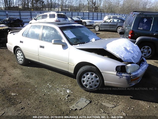 4T1BG12K7TU749198 - 1996 TOYOTA CAMRY DX/LE/XLE TAN photo 1