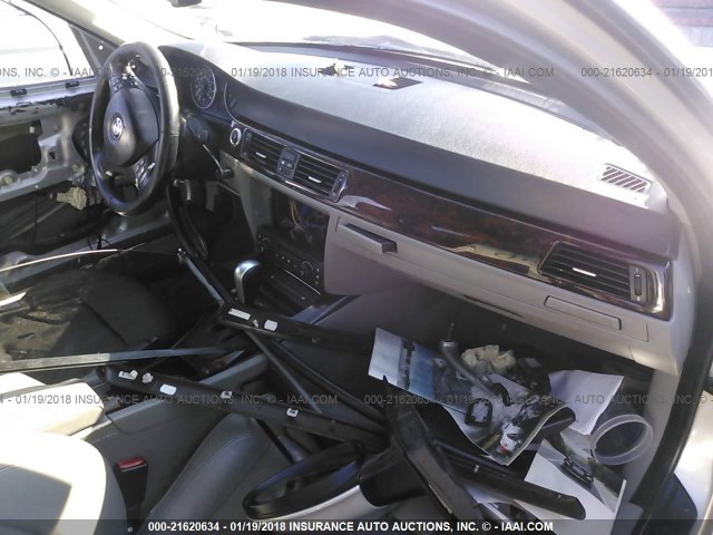 WBAVB17546NK35260 - 2006 BMW 325 I AUTOMATIC SILVER photo 5