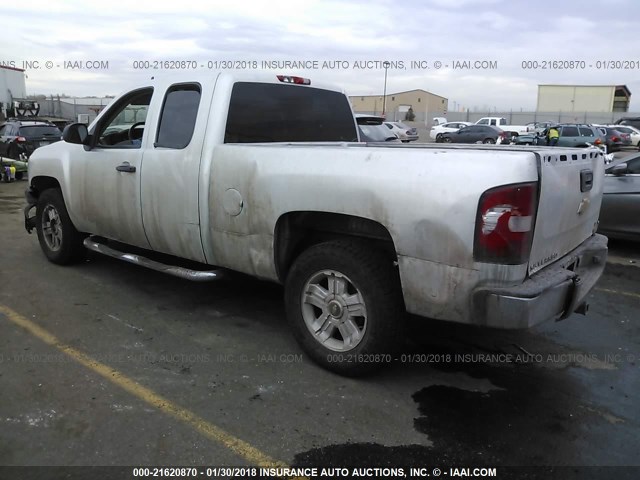 1GCRKSE71CZ129352 - 2012 CHEVROLET SILVERADO K1500 LT SILVER photo 3