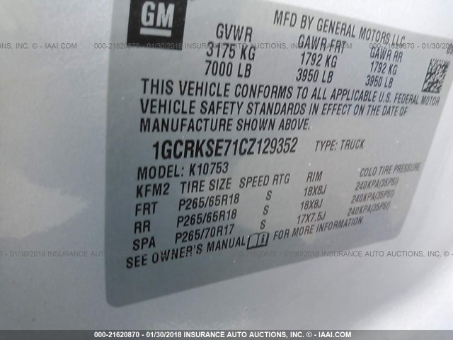 1GCRKSE71CZ129352 - 2012 CHEVROLET SILVERADO K1500 LT SILVER photo 9