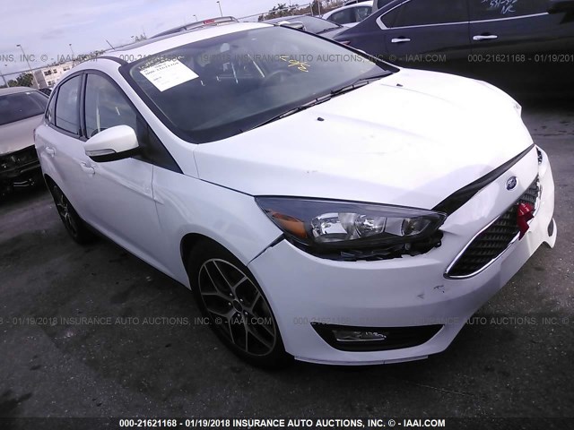 1FADP3H21HL256622 - 2017 FORD FOCUS SEL WHITE photo 1