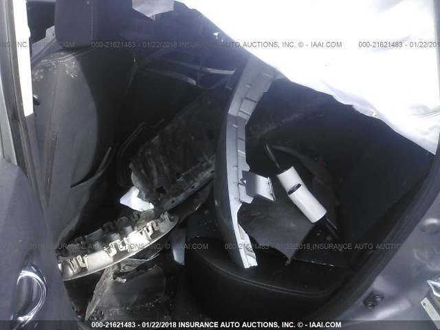 3N1CE2CP0FL403820 - 2015 NISSAN VERSA NOTE S/S PLUS/SV/SL/SR SILVER photo 8