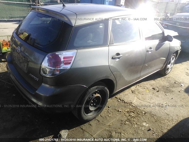 2T1KR32E96C582624 - 2006 TOYOTA COROLLA MATRIX XR GRAY photo 4