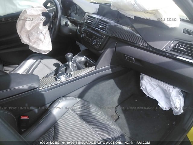 WBS3C9C59FP803947 - 2015 BMW M3 YELLOW photo 3