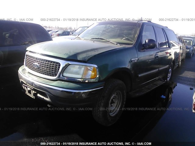1FMPU16L3YLA21098 - 2000 FORD EXPEDITION XLT GREEN photo 2