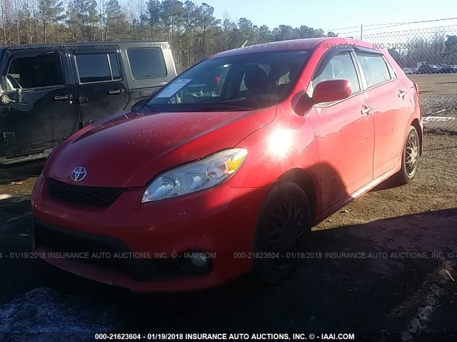 2T1KU4EE0CC797675 - 2012 TOYOTA COROLLA MATRIX  RED photo 2