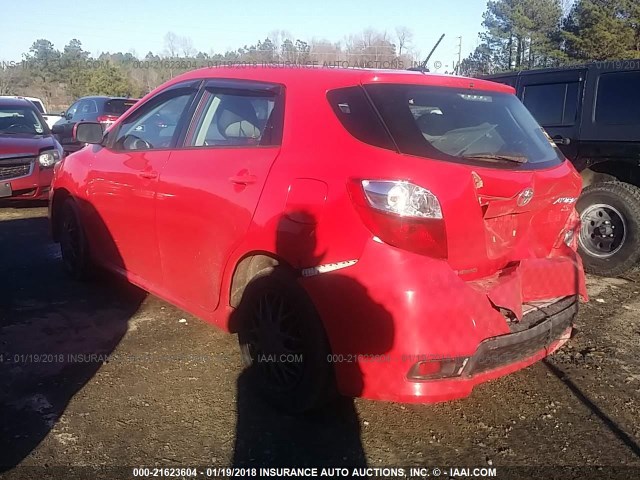 2T1KU4EE0CC797675 - 2012 TOYOTA COROLLA MATRIX  RED photo 3