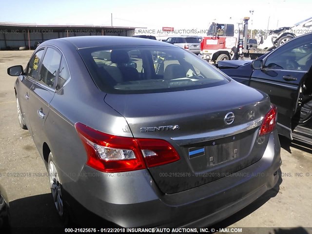 3N1AB7APXHL636297 - 2017 NISSAN SENTRA S/SV/SR/SL GRAY photo 3