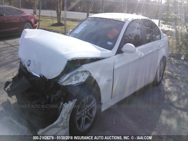 WBAVA33538KX86255 - 2008 BMW 328 WHITE photo 2