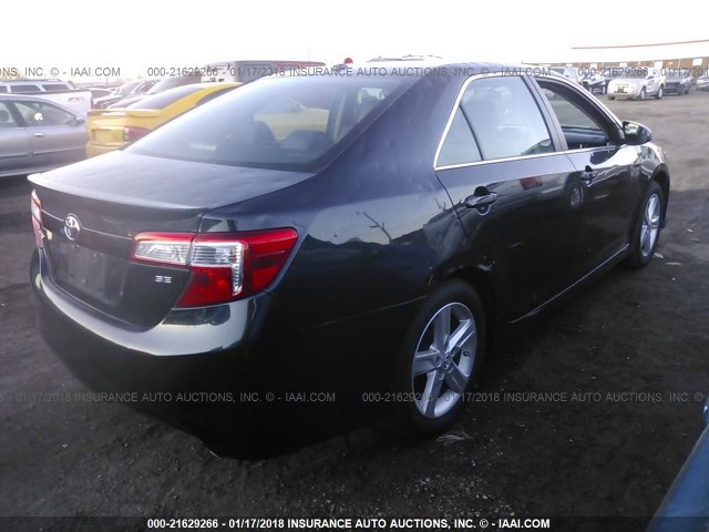 4T1BF1FK9DU298144 - 2013 TOYOTA CAMRY L/SE/LE/XLE 黑色 照片 4