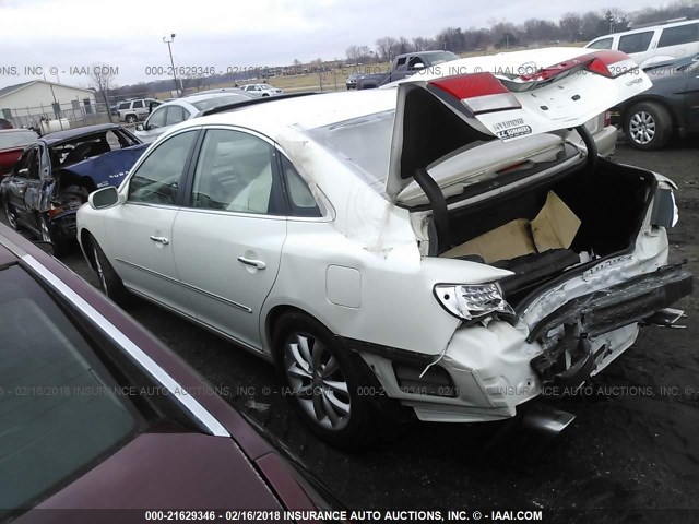 KMHFC46F96A063410 - 2006 HYUNDAI AZERA SE/LIMITED WHITE photo 3