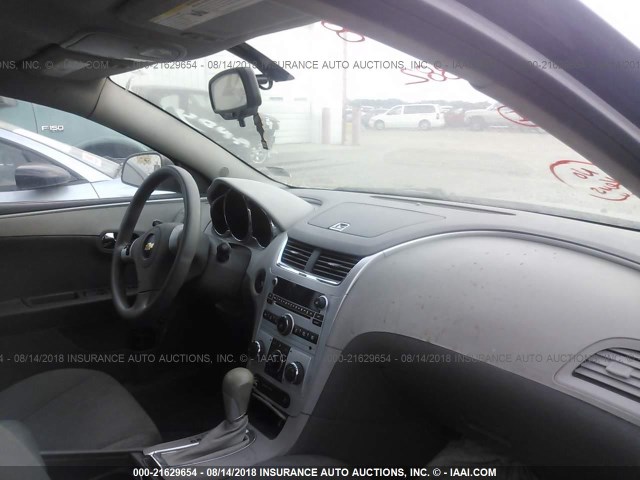 1G1ZB5E06CF273252 - 2012 CHEVROLET MALIBU LS 金色 照片 5