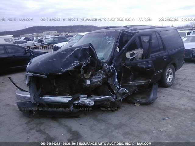 1FMEU15W32LA62518 - 2002 FORD EXPEDITION XLT 黑色 照片 2