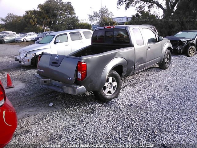 1N6AD06UX8C417667 - 2008 NISSAN FRONTIER KING CAB LE/SE/OFF ROAD GRAY photo 4