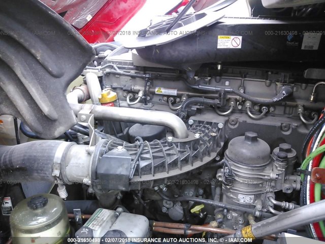 3AKJGLDR6HSHU2729 - 2017 FREIGHTLINER CASCADIA 125  RED photo 9