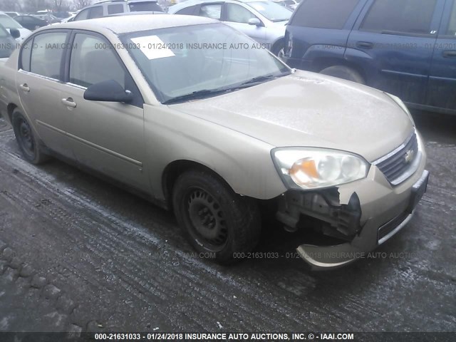 1G1ZS58N68F108333 - 2008 CHEVROLET MALIBU LS GOLD photo 1