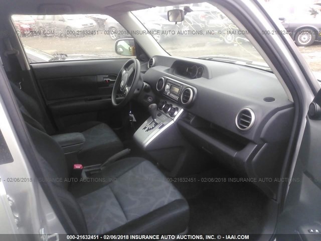 JTLZE4FE3B1135011 - 2011 TOYOTA SCION XB ვერცხლისფერი ფოტო 5
