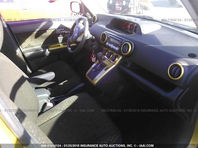 JTLKE50E181058454 - 2008 TOYOTA SCION XB GOLD photo 5