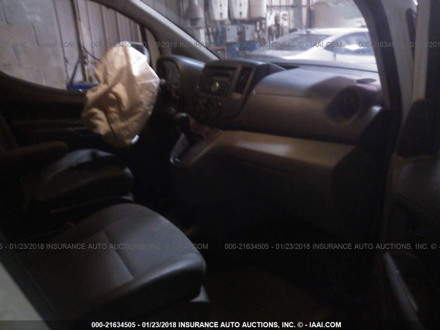 3N63M0YN1FK723873 - 2015 CHEVROLET CITY EXPRESS LS WHITE photo 5