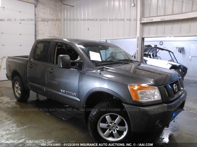 1N6BA07C18N304908 - 2008 NISSAN TITAN XE/SE/LE/PRO-4X GRAY photo 1