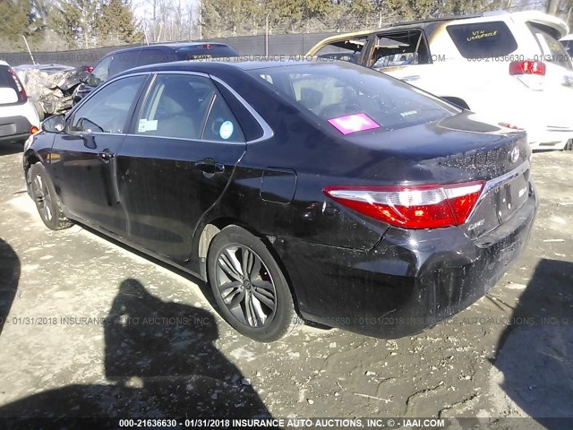 4T1BF1FKXFU107429 - 2015 TOYOTA CAMRY LE/XLE/SE/XSE BLACK photo 3