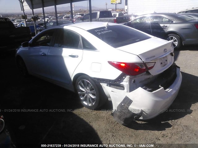 5NPEC4AC7CH500306 - 2012 HYUNDAI SONATA SE/LIMITED WHITE photo 3