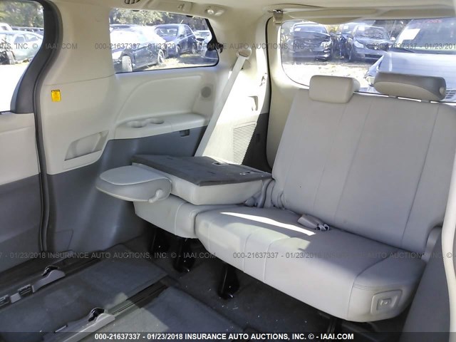 5TDYK3DC7BS065642 - 2011 TOYOTA SIENNA XLE/LIMITED GRAY photo 8