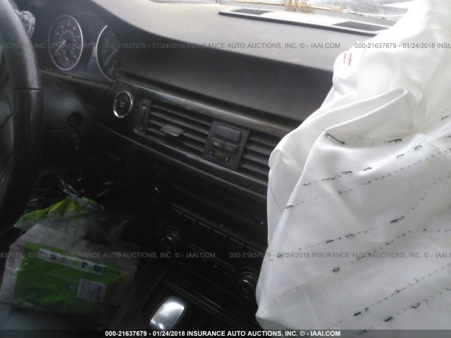 WBAWV53599P079878 - 2009 BMW 328 XI SULEV SILVER photo 5