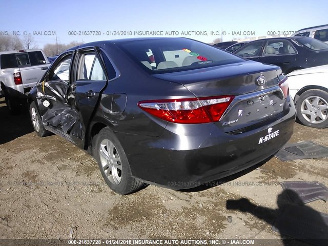 4T4BF1FK4GR516758 - 2016 TOYOTA CAMRY LE/XLE/SE/XSE 灰色 照片 3