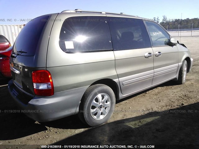 KNDUP131146578585 - 2004 KIA SEDONA EX/LX BROWN photo 4