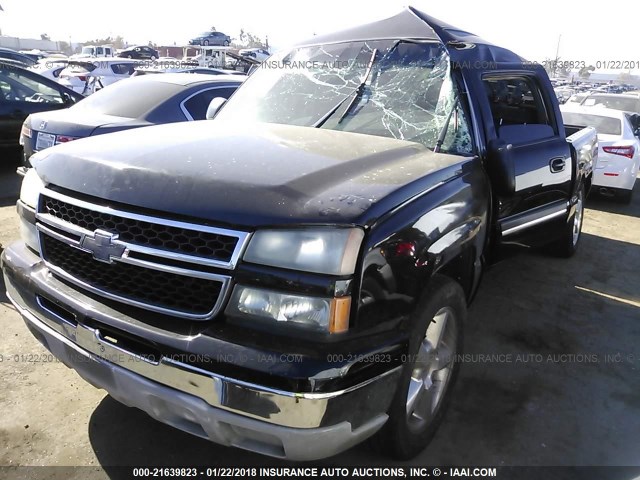 2GCEC13VX71163778 - 2007 CHEVROLET SILVERADO C1500 CLASSIC CREW CAB BLACK photo 2