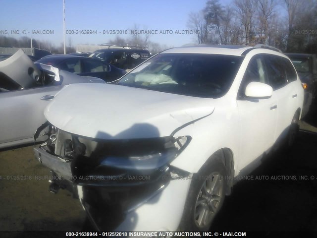 5N1AR2MM1DC636462 - 2013 NISSAN PATHFINDER S/SV/SL/PLATINUM WHITE photo 2