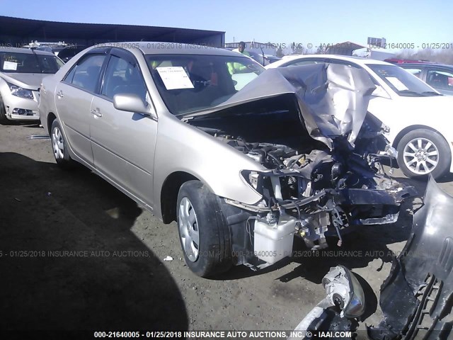 4T1BE32K54U857273 - 2004 TOYOTA CAMRY LE/XLE/SE 金色 照片 1